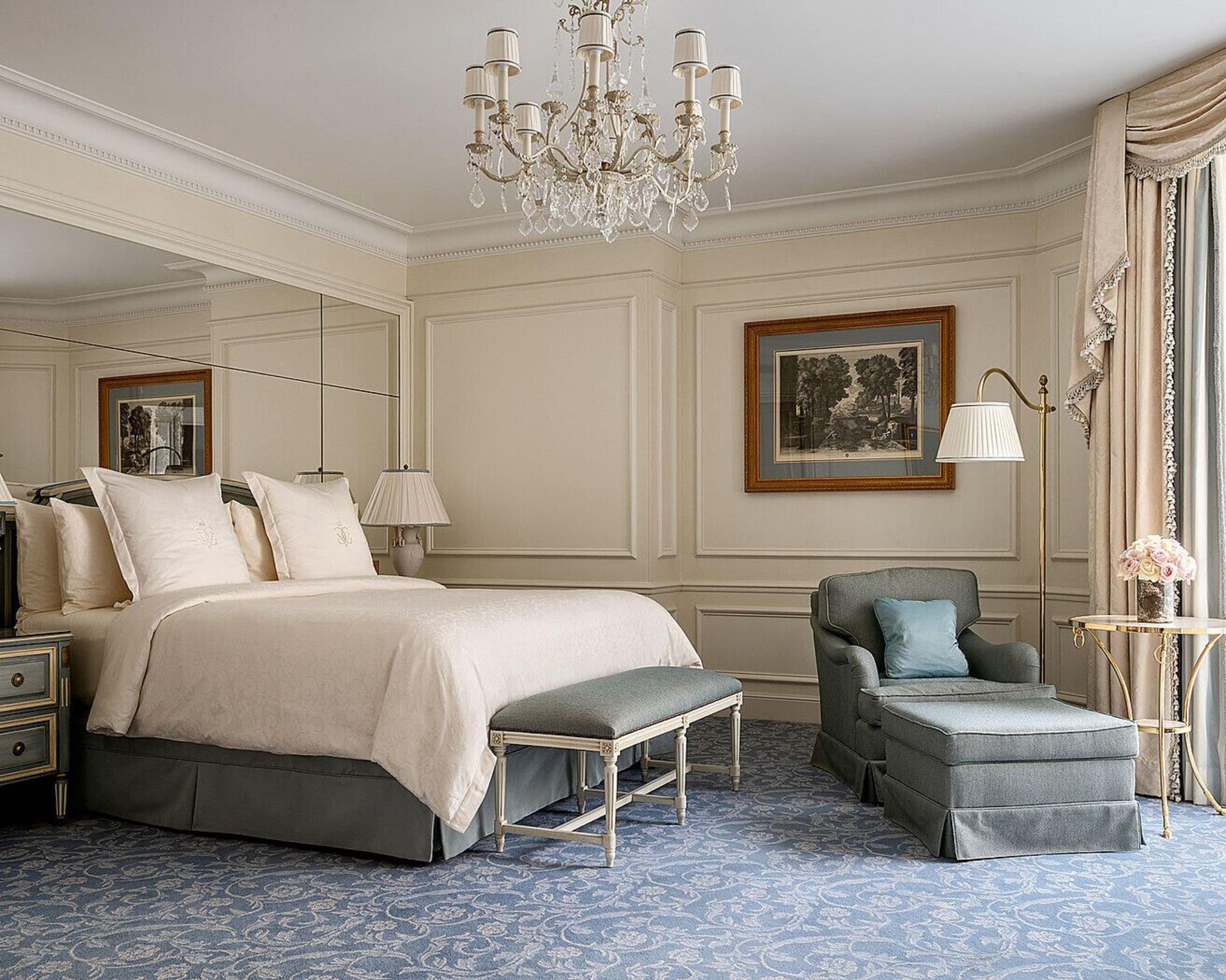 Four Seasons Hotel George V París Exterior foto
